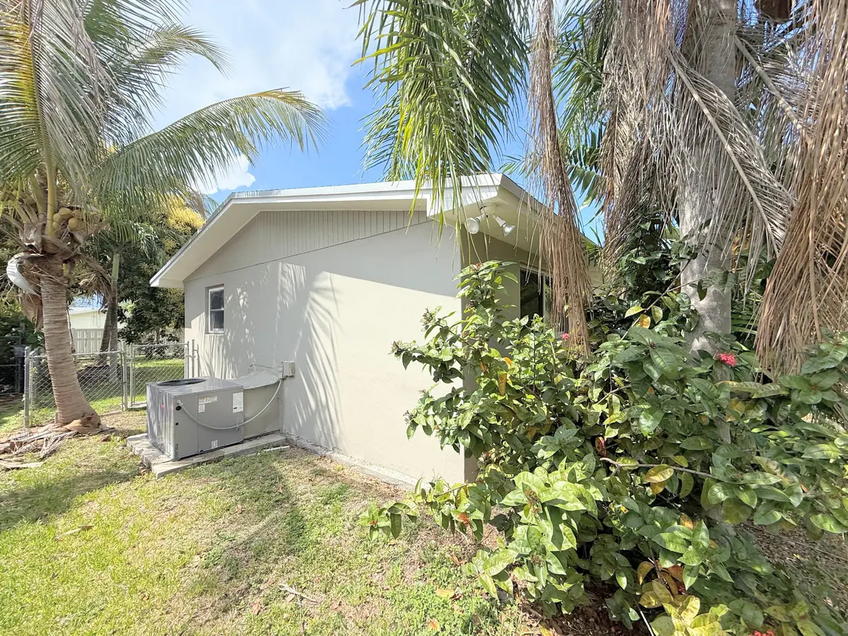 Side House 1 at 19900 SW 87th Avenue, Cutler Bay