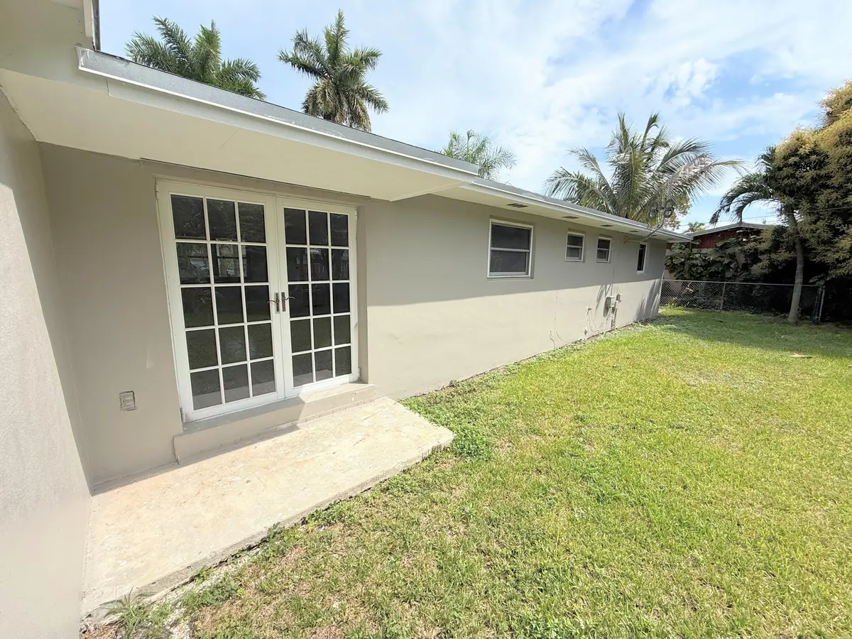 Back house 1 at 19900 SW 87th Avenue, Cutler Bay