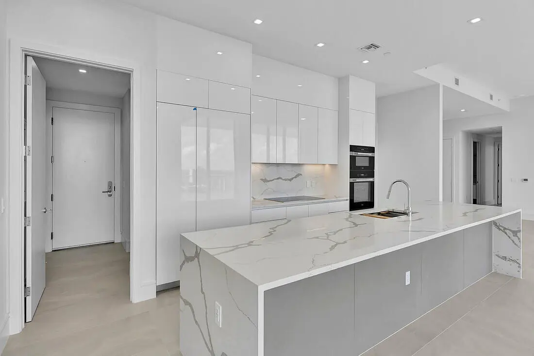 Nautilus 2411 Kitchen 3 at 220 Lake Shore Drive 2411, Lake Park