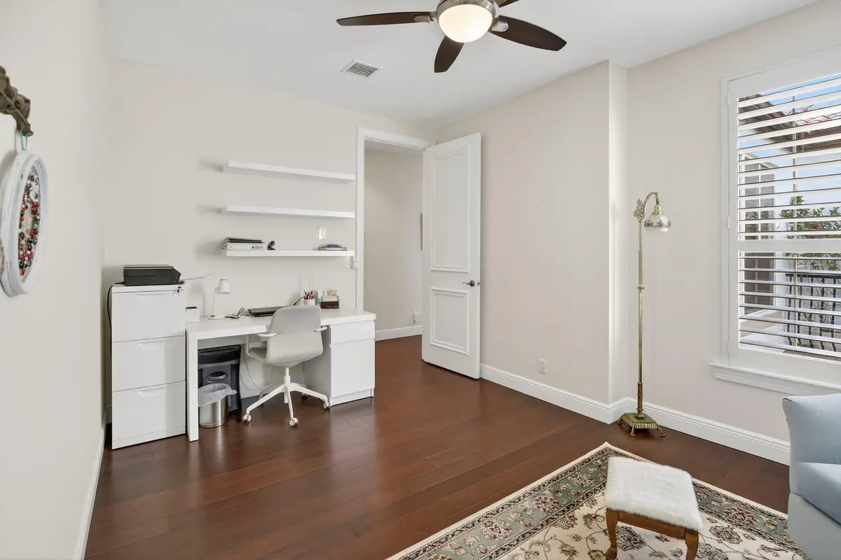 40-web-or-mls-_A7A5243 at 1508 SE 2nd Court B, Fort Lauderdale