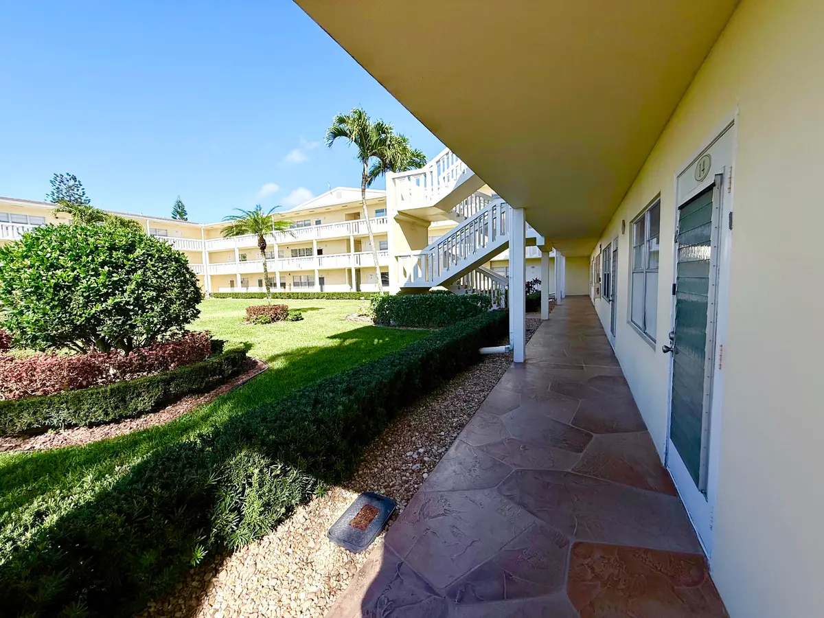 IMG_0437 at 13 Dorset A, Boca Raton