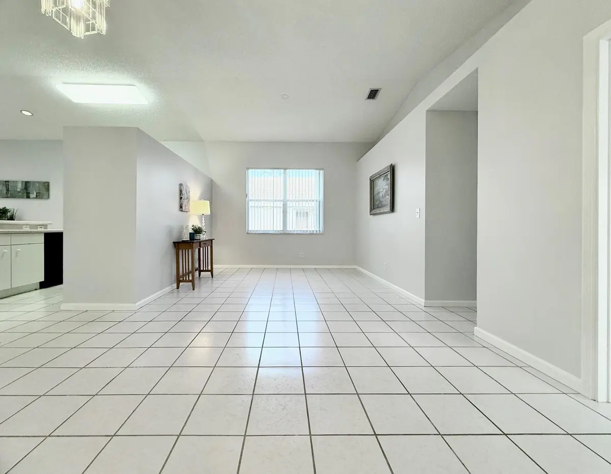 2006 RVSD at 8119 Tortuga Lane, Boynton Beach