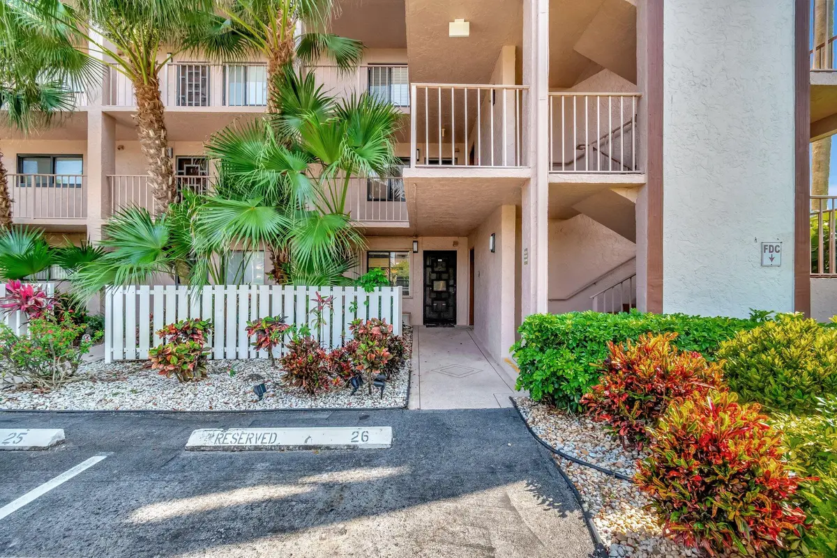 7280 AMBERLY at 7280 Amberly Lane 110, Delray Beach