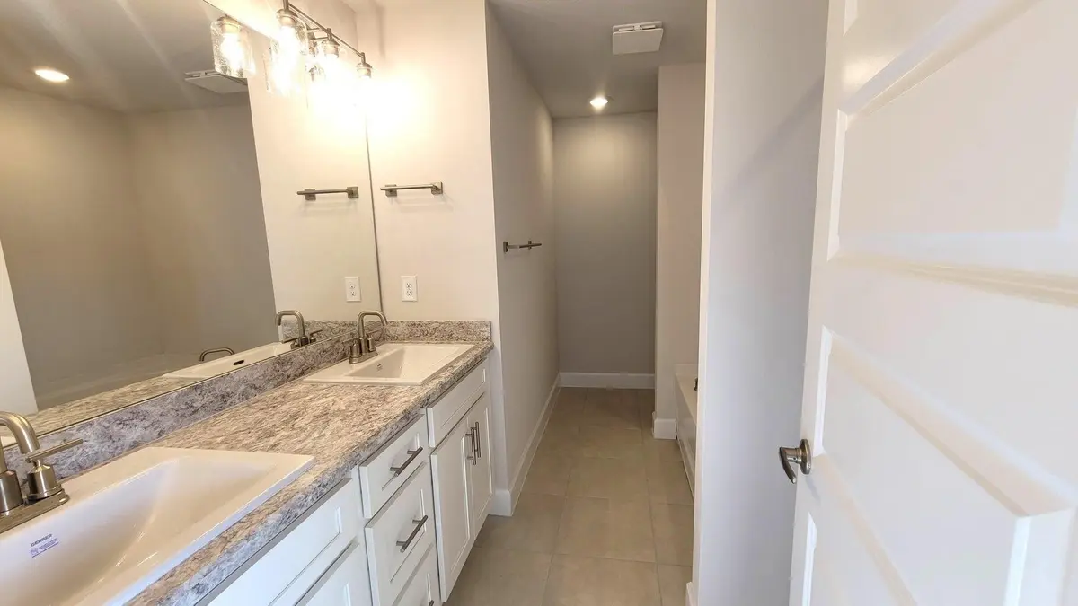 1780 Master bath at 5736 Waterstone Boulevard, Fort Pierce
