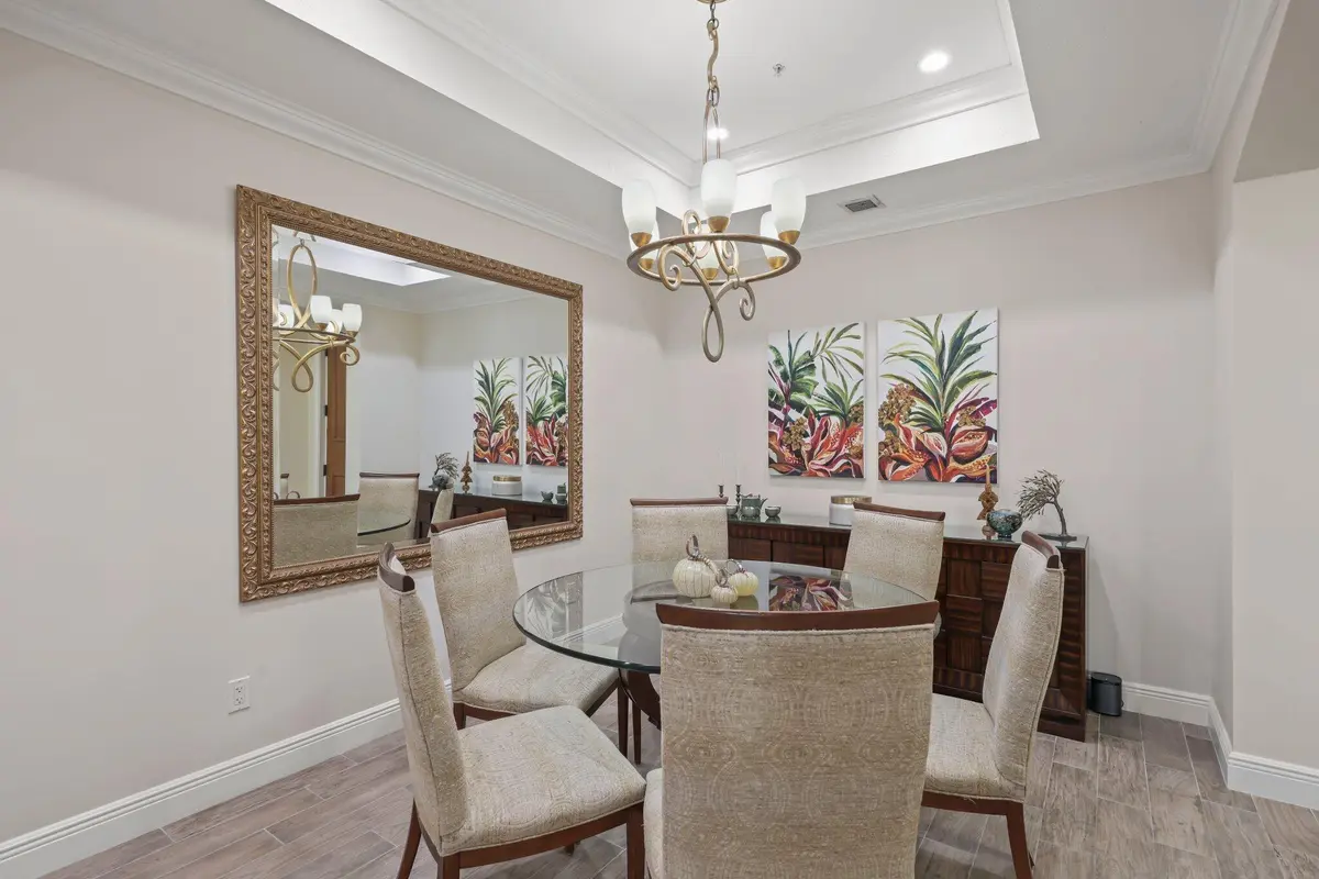 Dining Rooom at 200 NE 2nd Avenue 211, Delray Beach