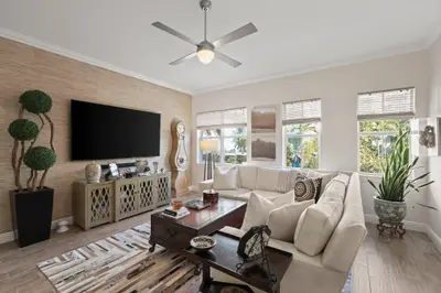 200 NE 2nd Avenue 211, Delray Beach – sold