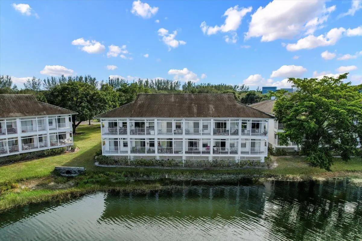 LAKE VIEW at 179 Cypress Point Drive 179, Palm Beach Gardens