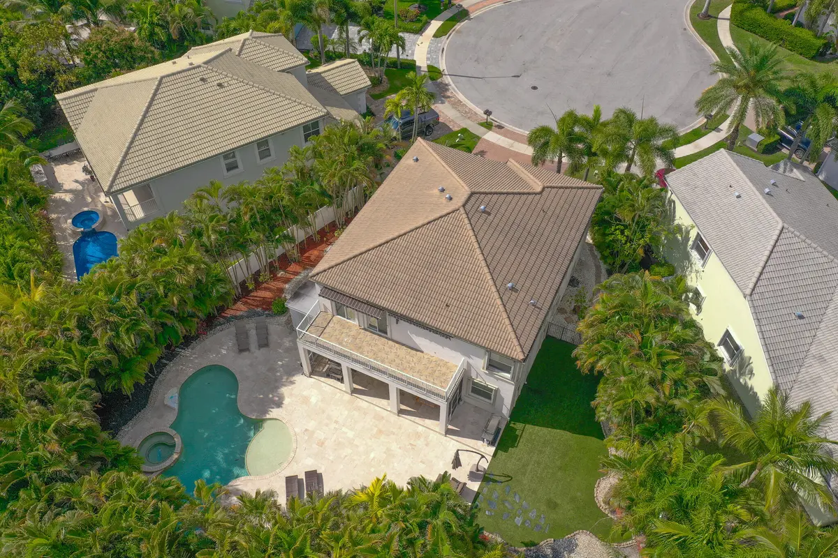 Tons of Privacy at 9732 Phipps Lane, Wellington