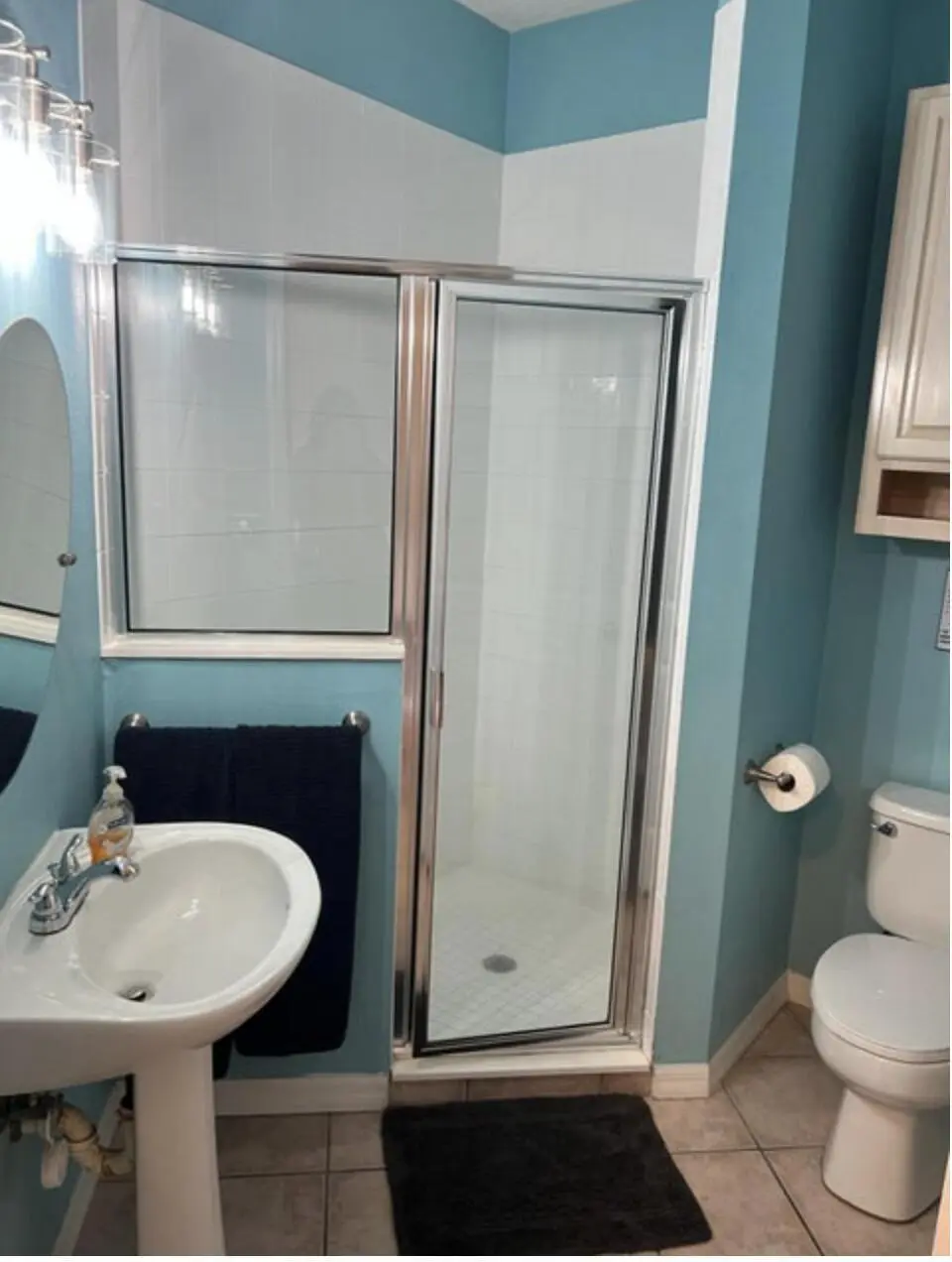 full bath at 9871 Perfect Drive A, Port St. Lucie