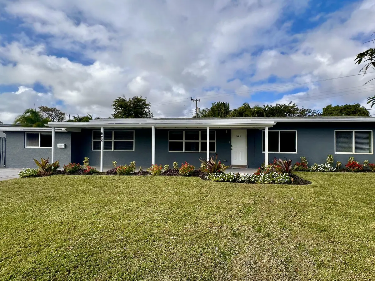 IMG_2984 at 525 NE 27th Street, Wilton Manors