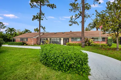 320 N Country Club Drive, Atlantis – sold