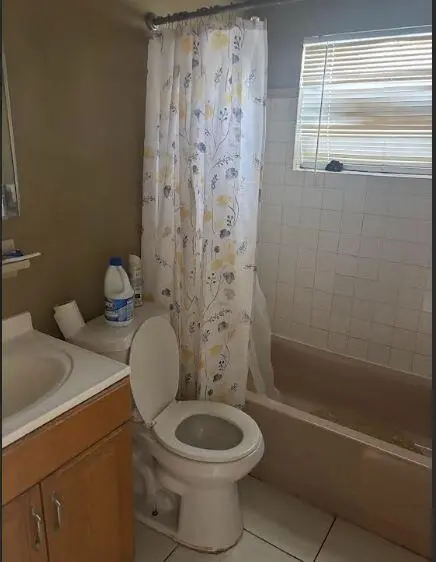 1661 bathroom2 at 1661 NW 2nd Terrace, Pompano Beach