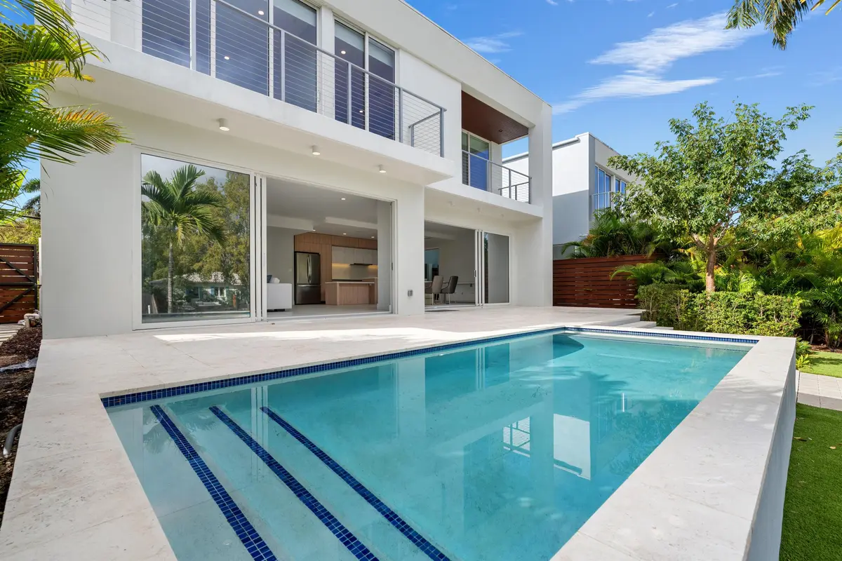 POOL_TO_REAR_DT at 605 SW 12th Street, Fort Lauderdale