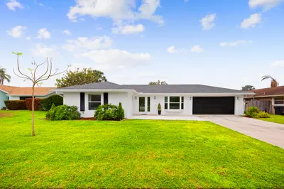 11760 Inverness Circle, Wellington – sold