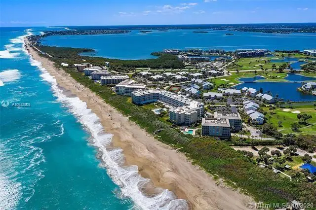 Hutchinson Island at 669 NE Plantation Road 308, Hutchinson Island