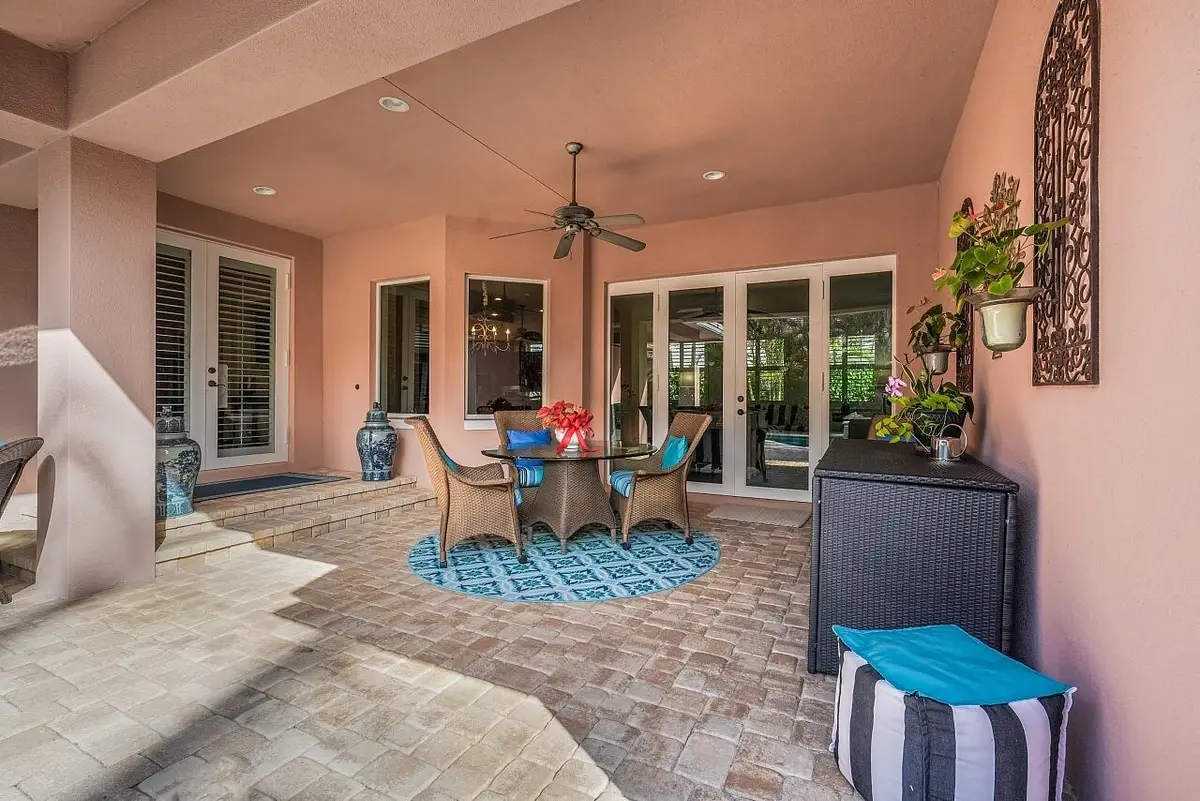 Courtyard Dining at 9078 Castle Harbour Circle, Vero Beach