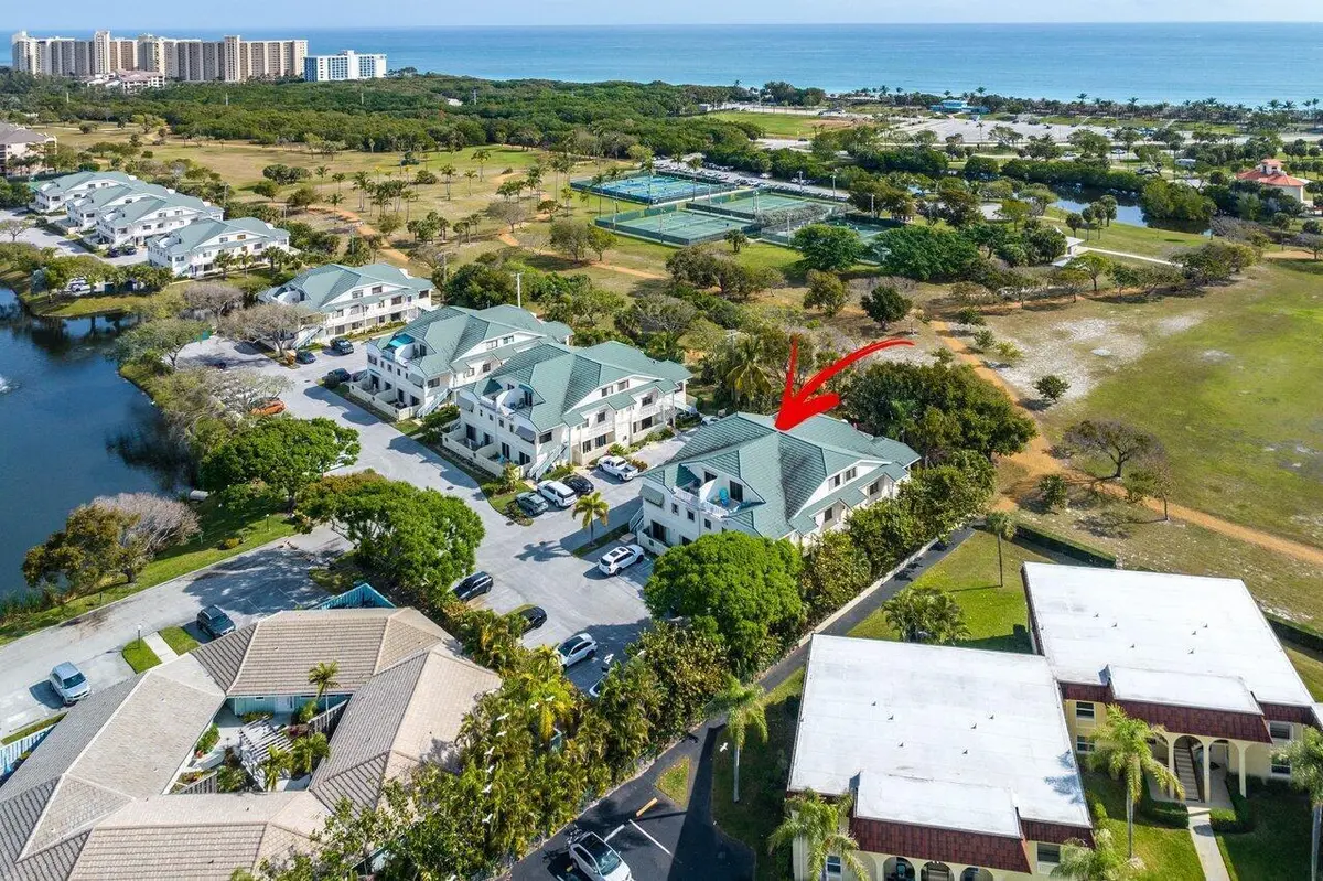 Condo on the Park at 820 Bella Vista Court 20, Jupiter