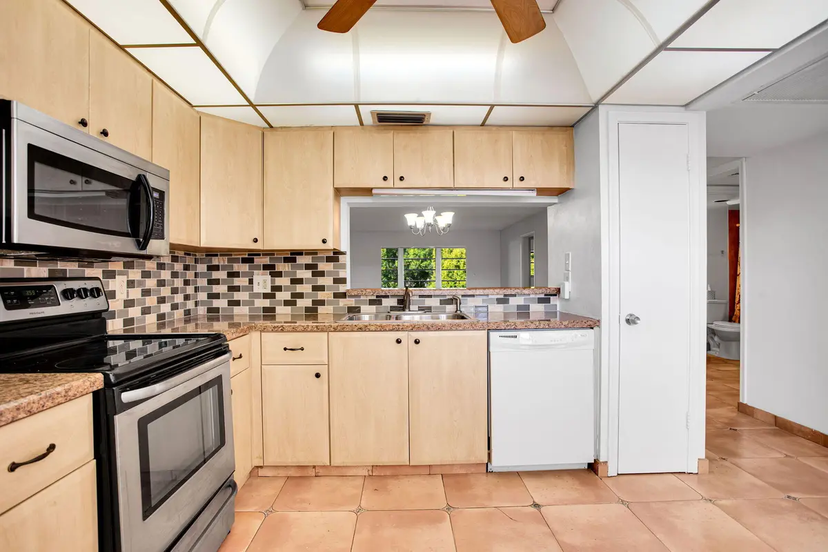 KITCHEN at 3301 Aruba Way K4, Coconut Creek