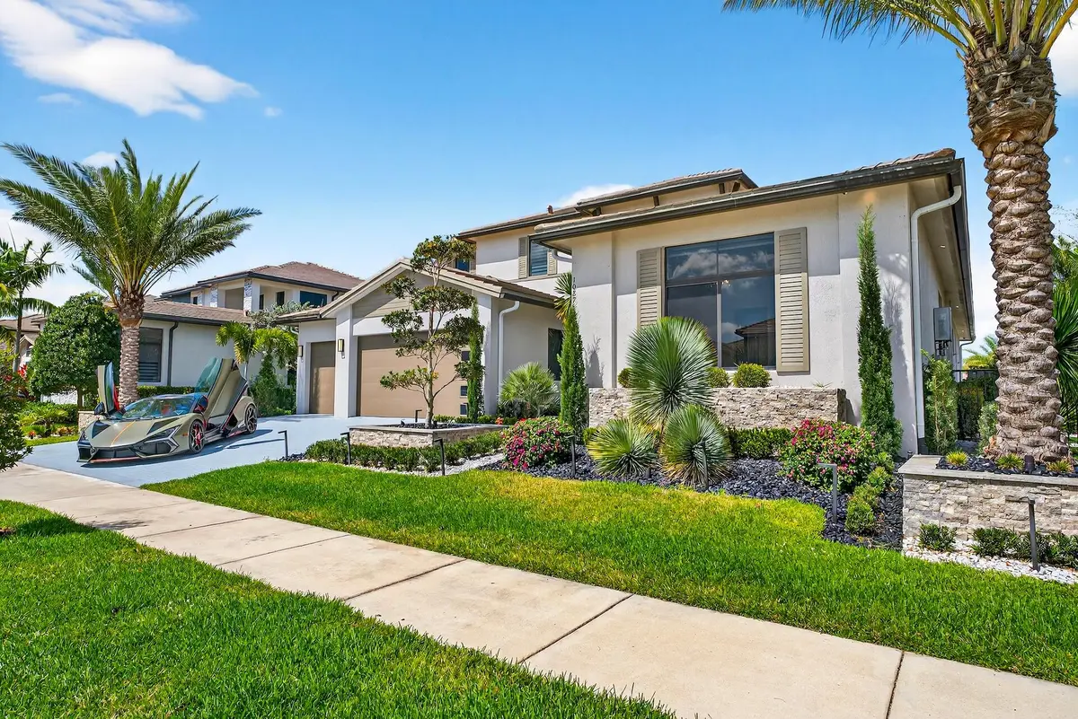10875 Estuary Drive at 10875 Estuary Drive, Parkland