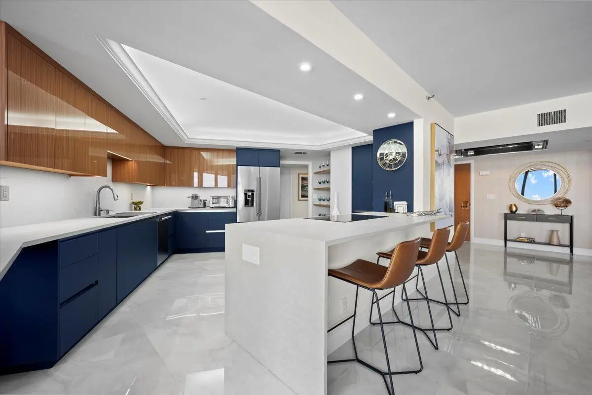 15-LUX_8120 at 100 Lakeshore Drive 1154, North Palm Beach
