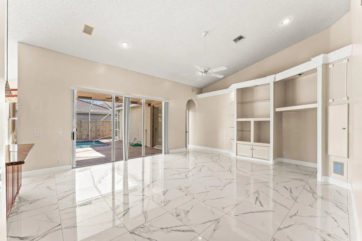009-5872Northwest73rdCourt-Parkland-FL-3 at 5872 NW 73rd Court, Parkland