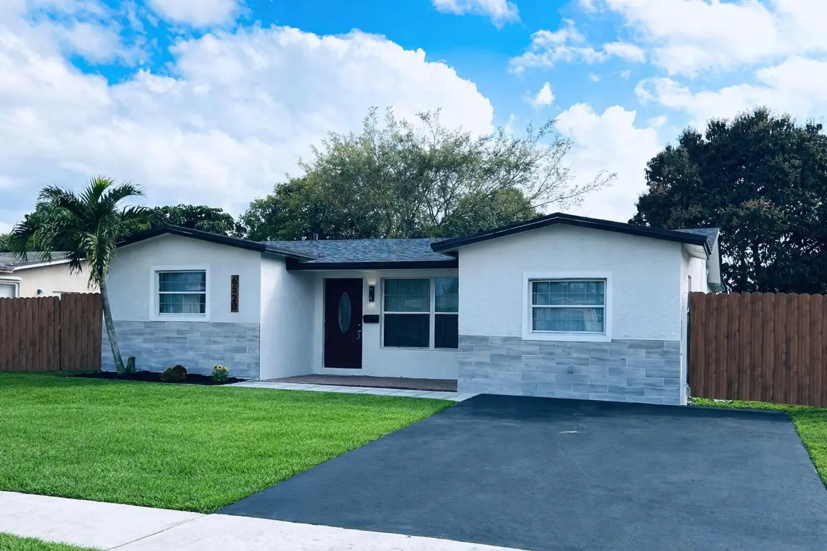 3E0A9818-D372-4137-9A2E-5EAC57E9E0DD at 6520 Kimberly Boulevard, North Lauderdale