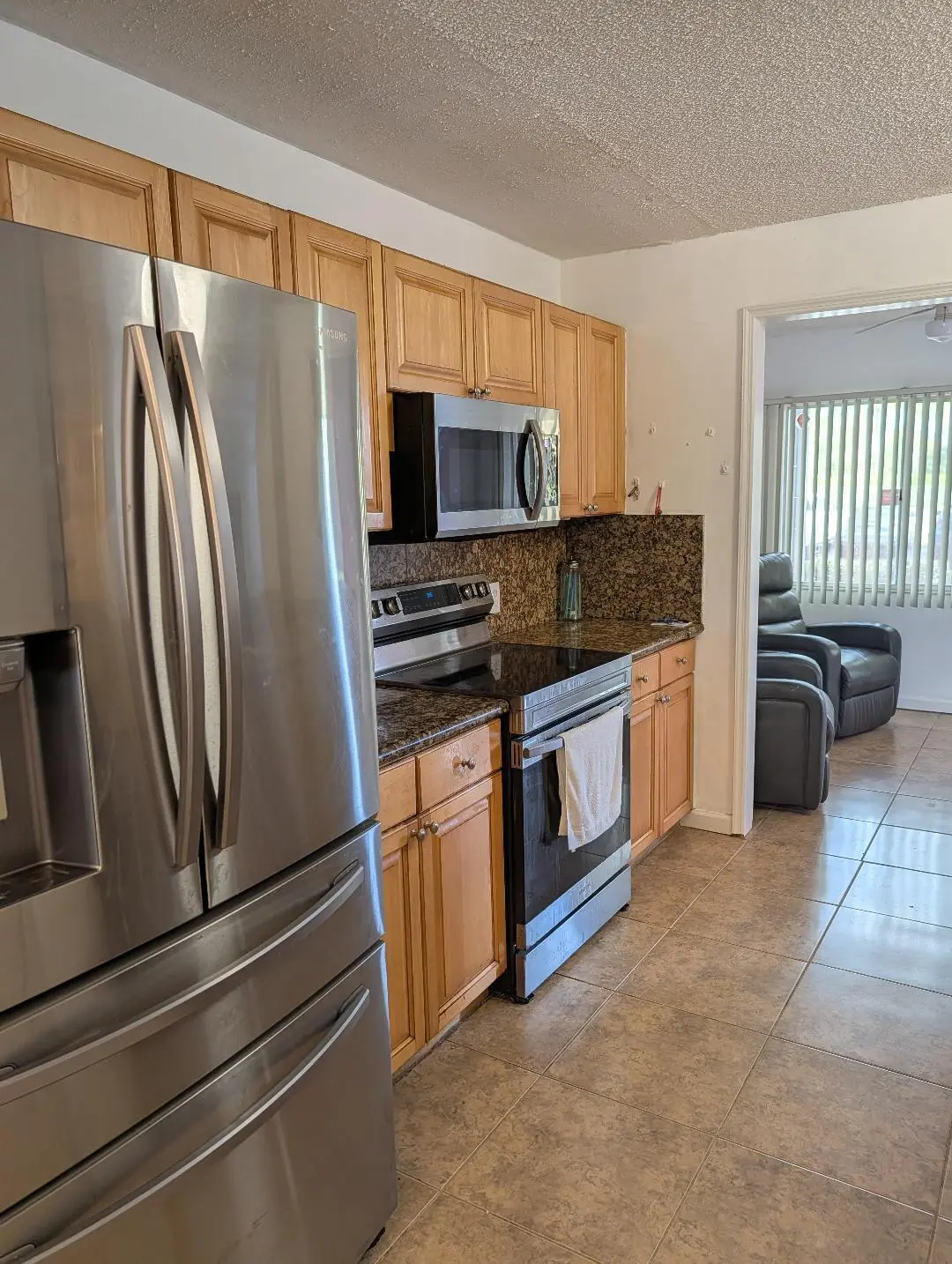 112g4 at 800 SW 137th Avenue 112 G, Pembroke Pines