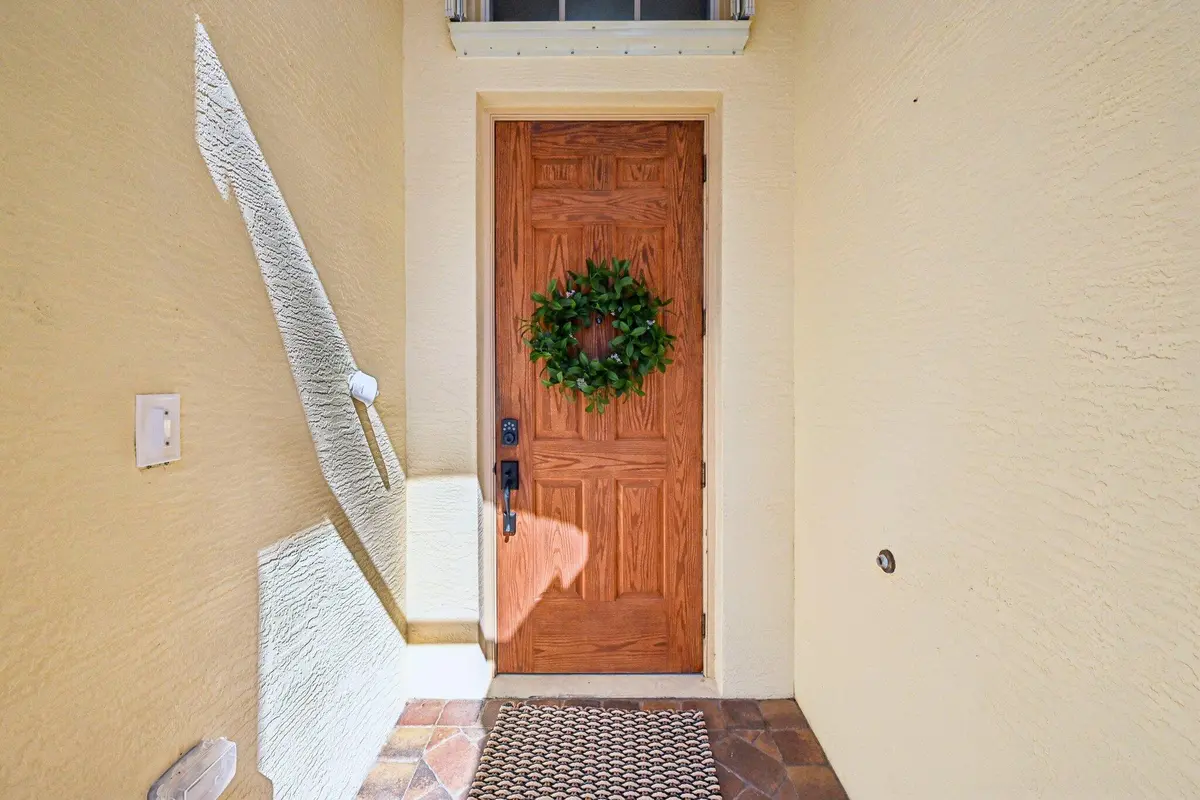 5-web-or-mls-Lennox Ln-S2502-005 - Copy at 6364 Lennox Lane, Vero Beach