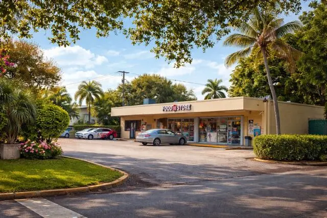 64DD45B6-3EB2-437E-A315-1A373D1240BB (3) at 2131 NE 48th Street, Lighthouse Point