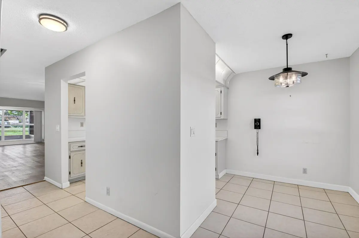 4-web-or-mls-DSC_4542 at 2840 SW 13th Street 103, Delray Beach