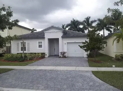 140 NE 28th Terrace, Homestead – sold
