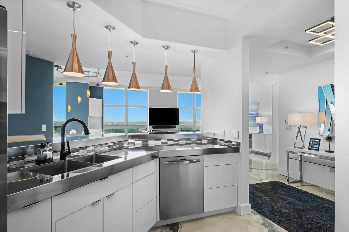 7-web-or-mls-A7R09281 copy at 347 N New River Dr Ph7, Fort Lauderdale