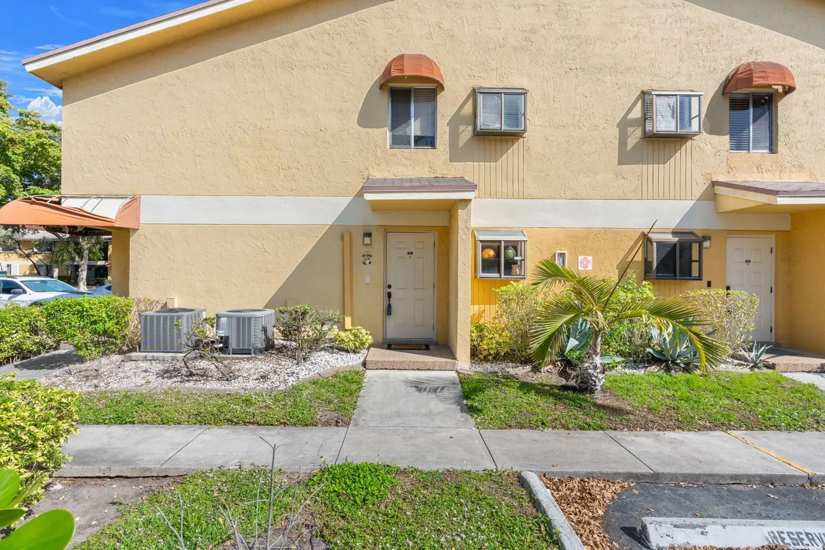COMMUNITY FACELIFT at 3053 N Oakland Forest Drive 102, Oakland Park
