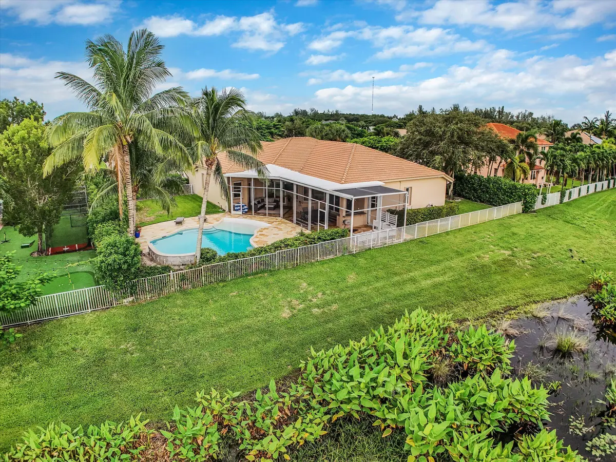 Exterior back at 3776 Isles Vista Boulevard, Wellington