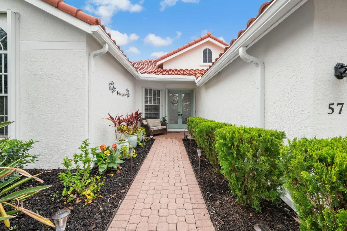 4-web-or-mls-577 SW St Kitts Cove - 4 at 577 SW Saint Kitts Cove, Port St. Lucie