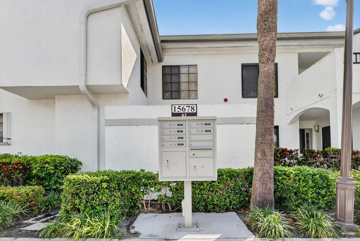 1-web-or-mls-F14A0424 at 15678 Loch Maree Lane 6101, Delray Beach