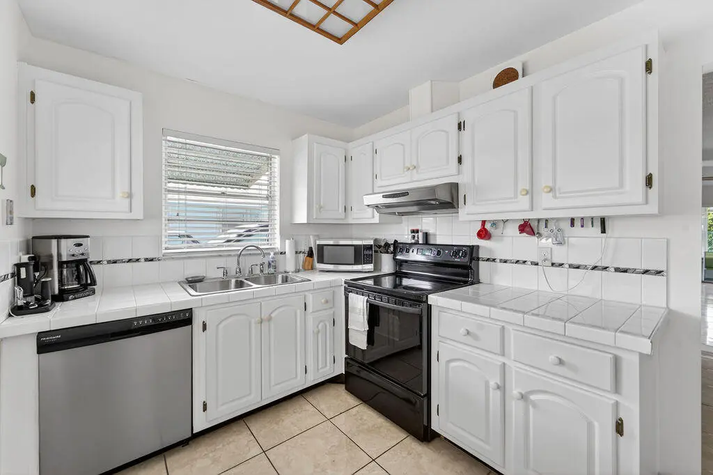 Kitchen at 622 Hummingbird Lane, Delray Beach