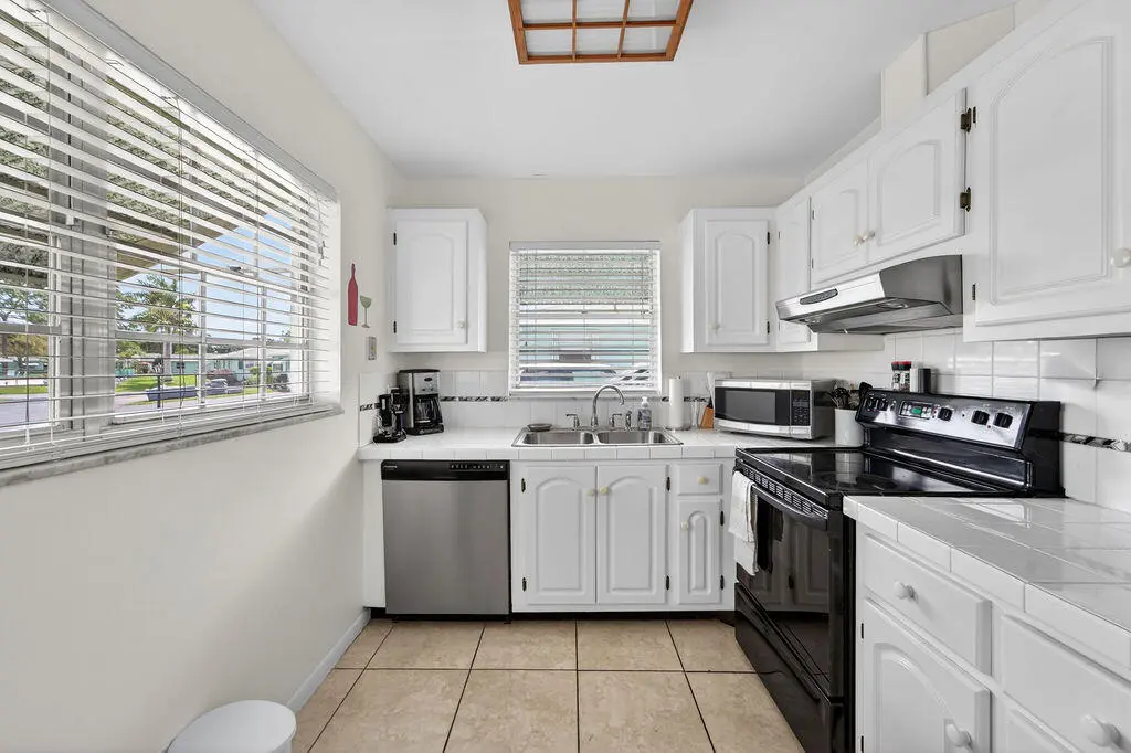 Kitchen at 622 Hummingbird Lane, Delray Beach