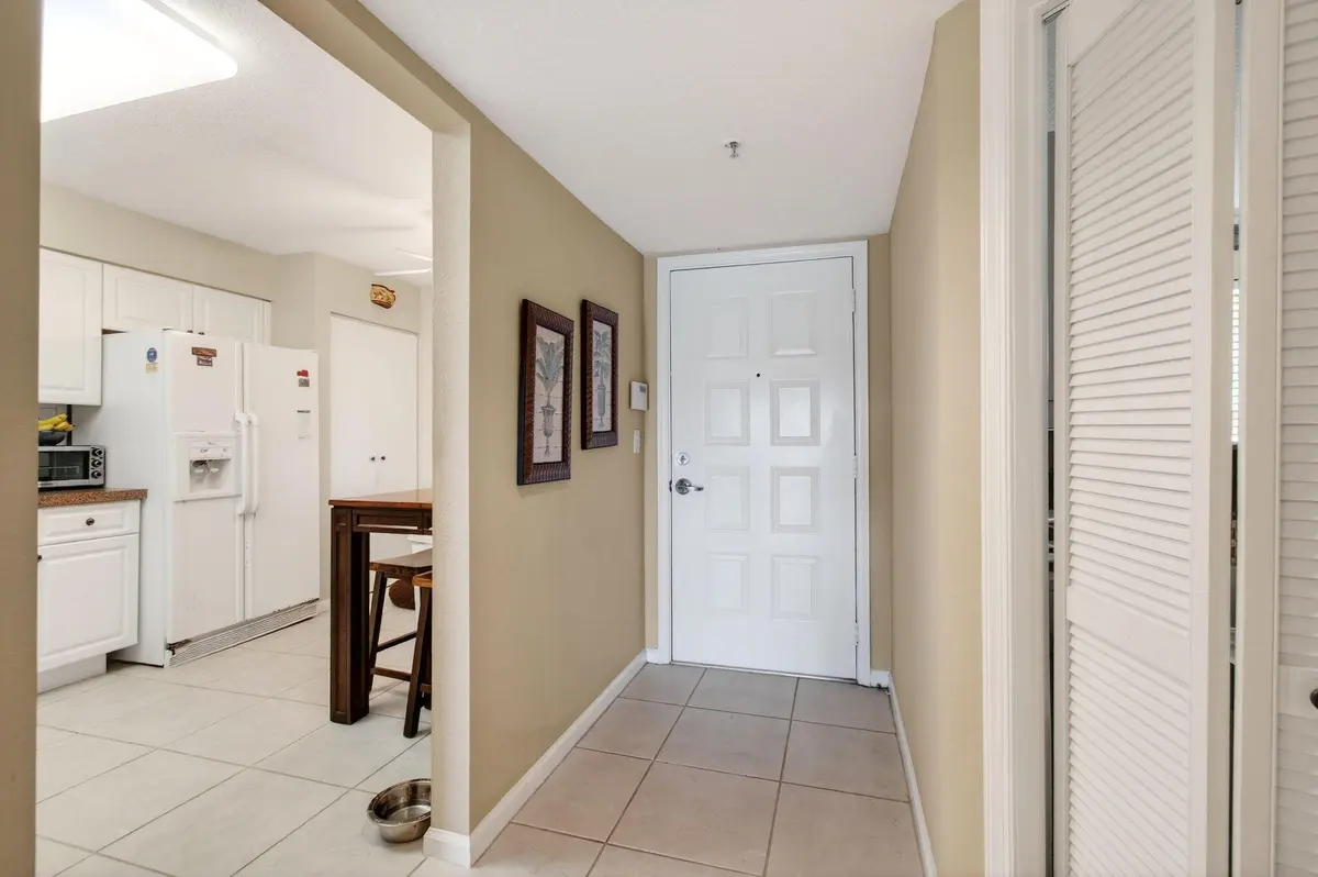 9-web-or-mls-DSC_8520 at 5952 Regal Glen Drive 104, Boynton Beach