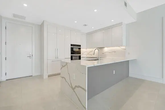 Nautilus 2105 Kitchen 4 at 220 Lake Shore Drive 2105, Lake Park