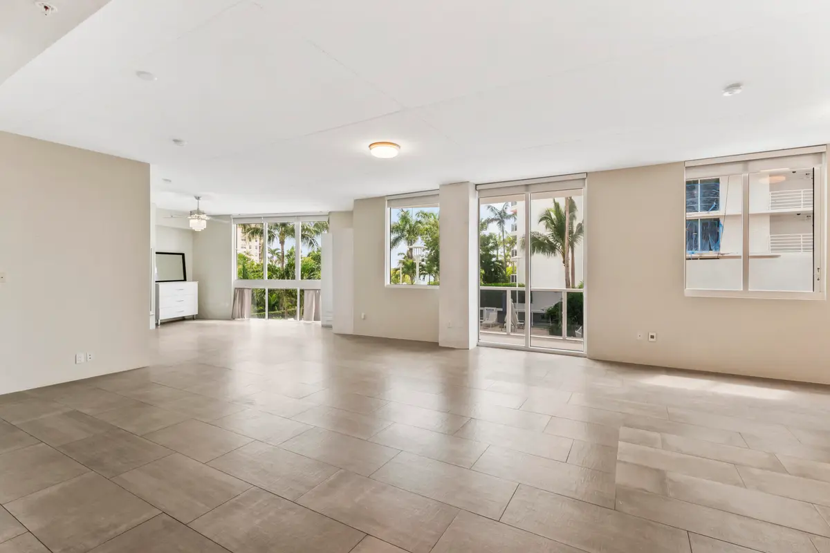 photos_high_resolution_1617_N_Flager_Dr_ at 1617 N Flagler Drive 302, West Palm Beach
