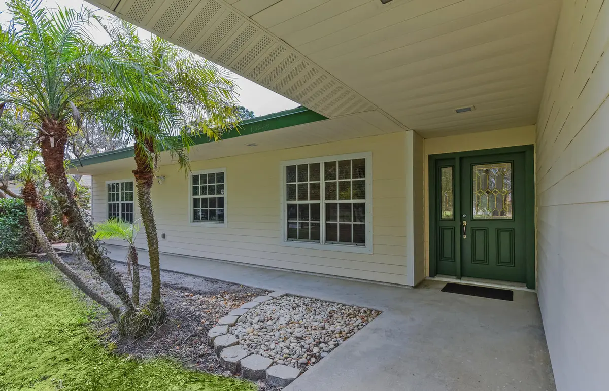 16244 Downers Dr E The Acreage-large-005 at 16244 E Downers Drive, Loxahatchee
