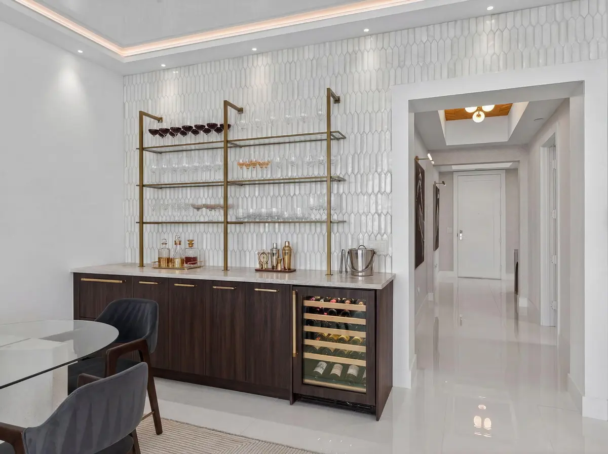 3-web-or-mls-Fill_the_shelves_up_with_ba at 2 Water Club Way 2001, North Palm Beach