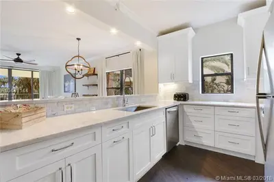 100 Uno Lago Drive 205, Juno Beach – sold