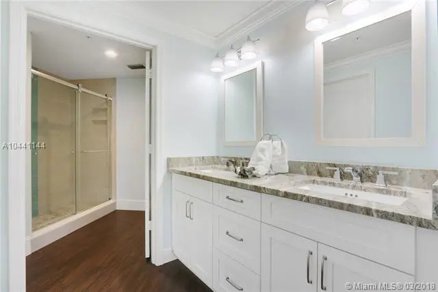Master bath at 100 Uno Lago Drive 205, Juno Beach