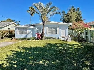 front at 621 NE 3rd Avenue, Delray Beach