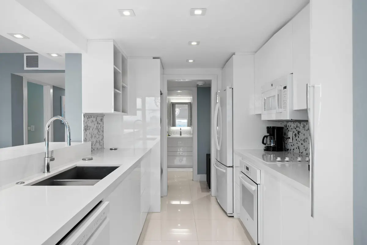 8-web-or-mls-A7R02080 copy at 1620 S Ocean Boulevard 16-h, Lauderdale-By-The-Sea