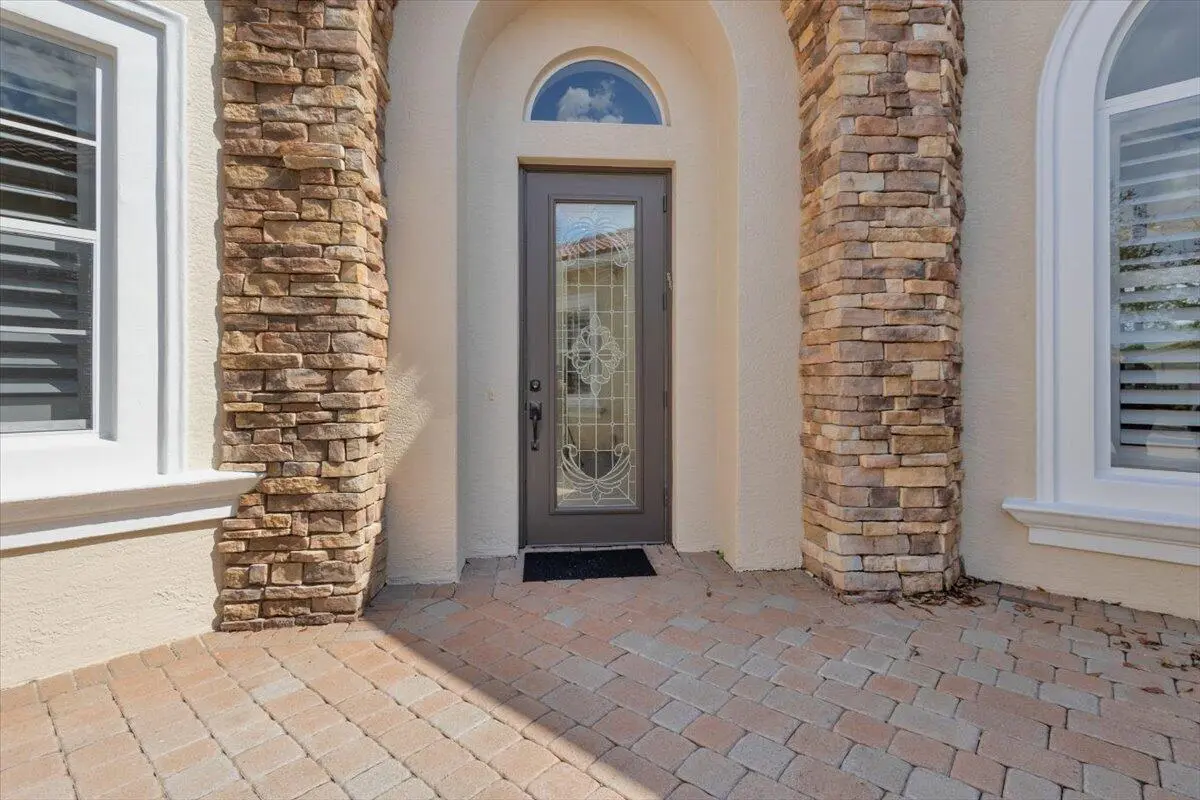 62-GG3A9926 at 10095 SW Nuova Way, Port St. Lucie
