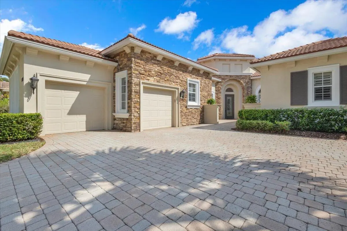 64-GG3A9935 at 10095 SW Nuova Way, Port St. Lucie