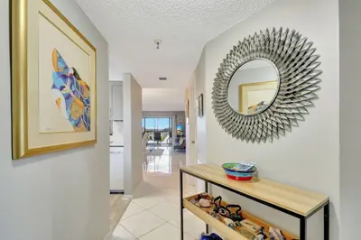 6866 Huntington Lane 508, Delray Beach – sold